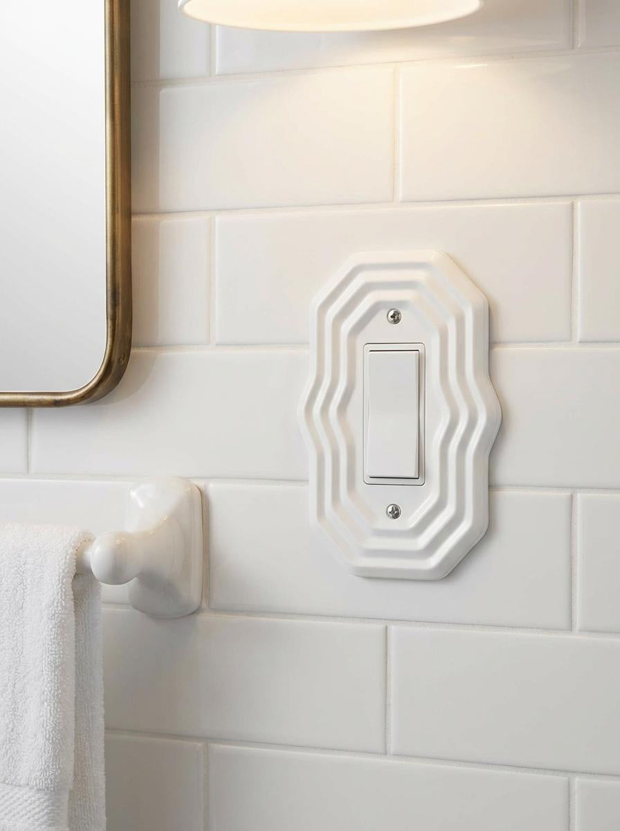 'The Nexus' Decora Wall Plate