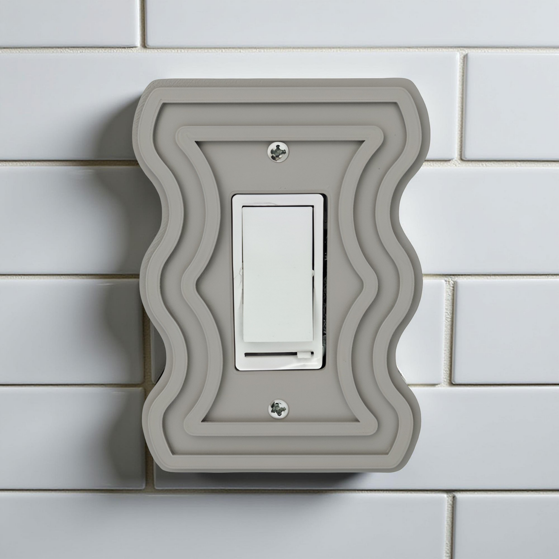 'The Monarch' Decora Wall Plate
